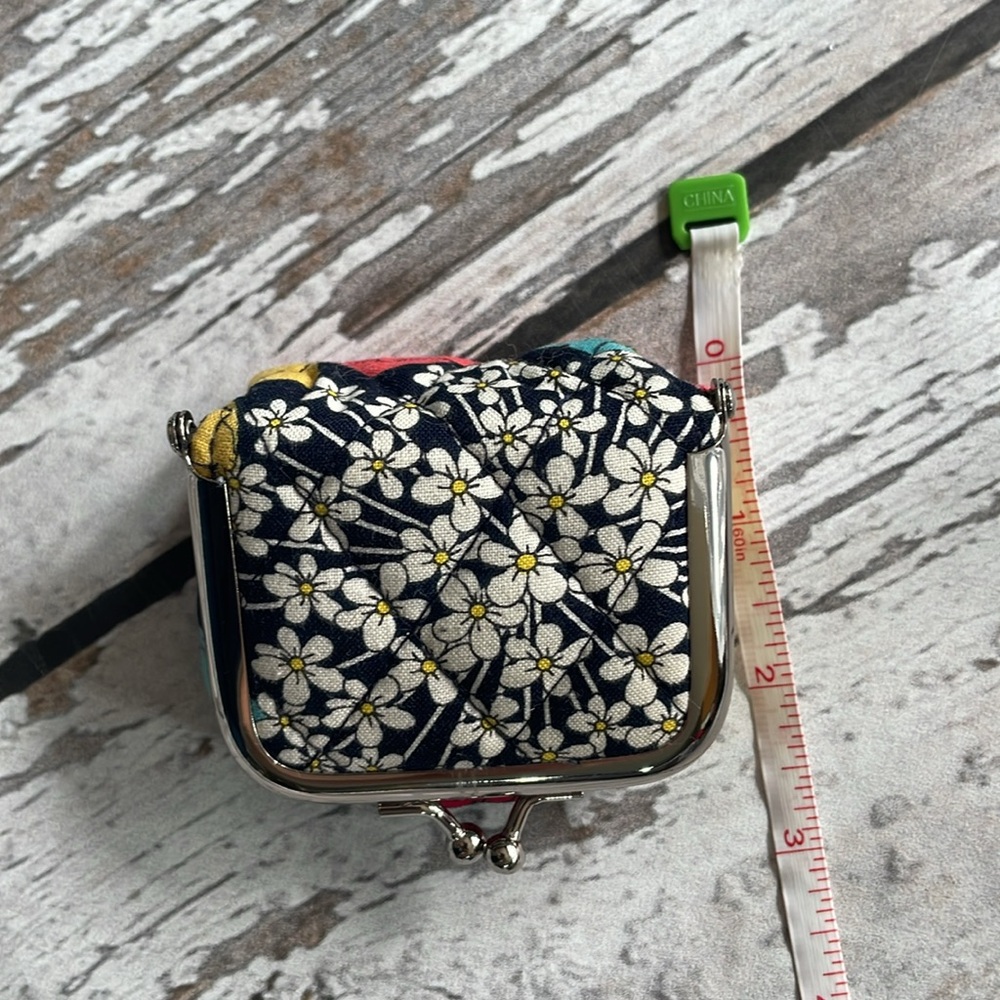 NEW! Vera Bradley Small Pouch - Picture 8 of 9